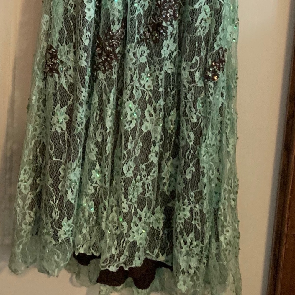 Prom dress - Picture 3 of 3